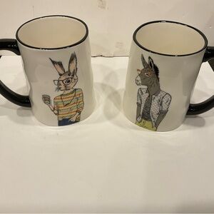 NWOT- PAIR SIGNATURE HOUSEWARES HIPSTER MUGS